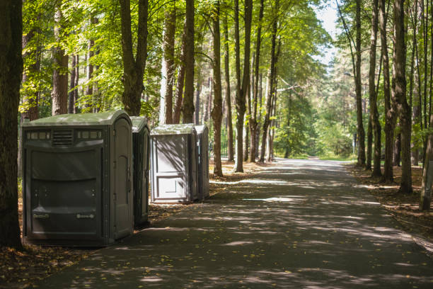 Portable Toilet Options We Offer in Brecksville, OH